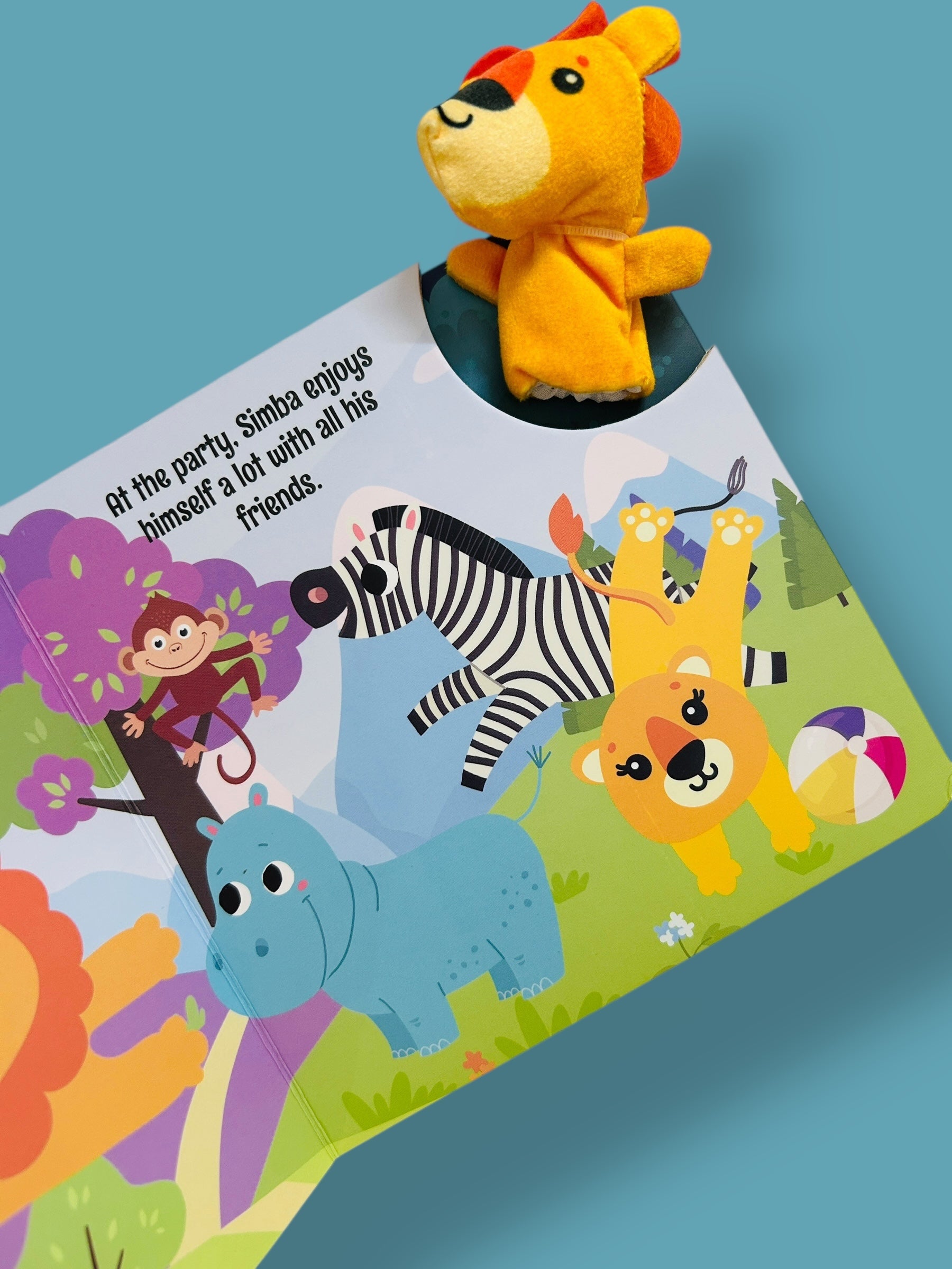 Little Lion - Puppet Book