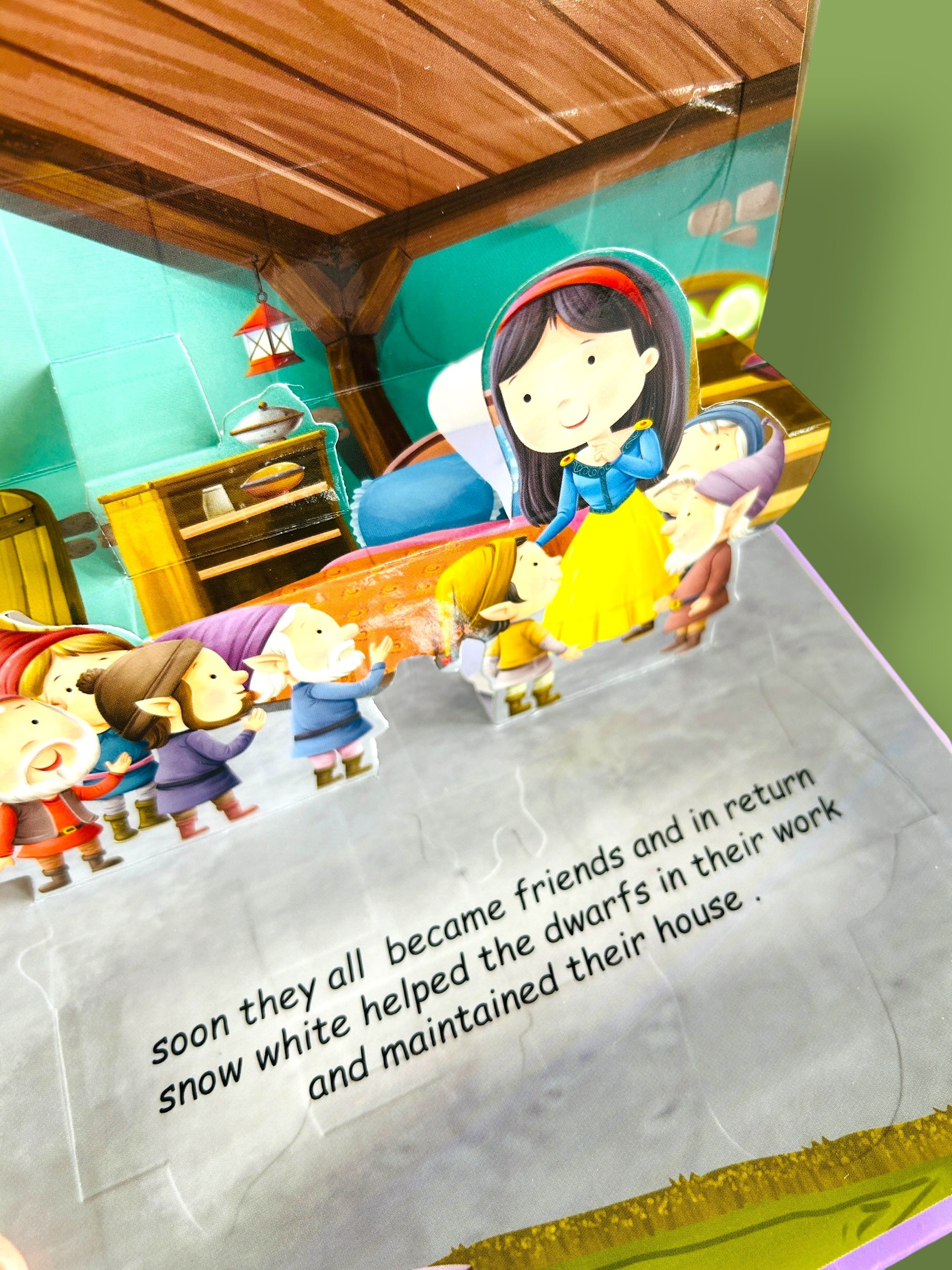 Snow White and The Seven Dwarfs - My First Pop up Story Book