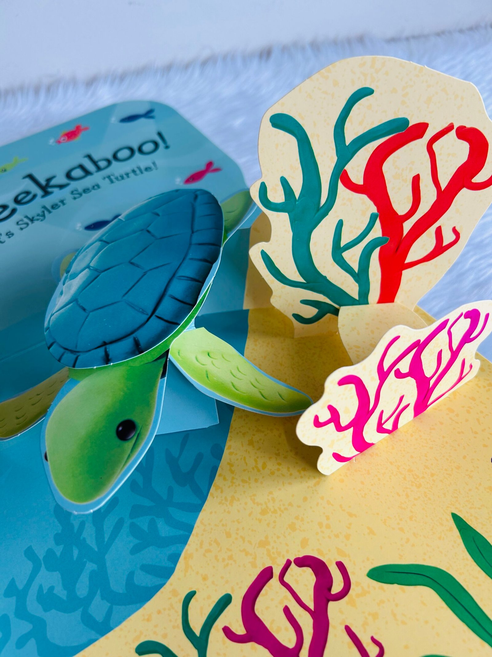 Pop-Up Peekaboo! Shark - Image 3